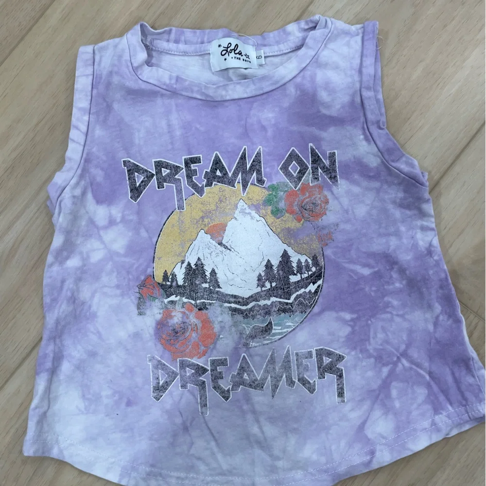 Lola and the boys tank - Picture 1 of 2